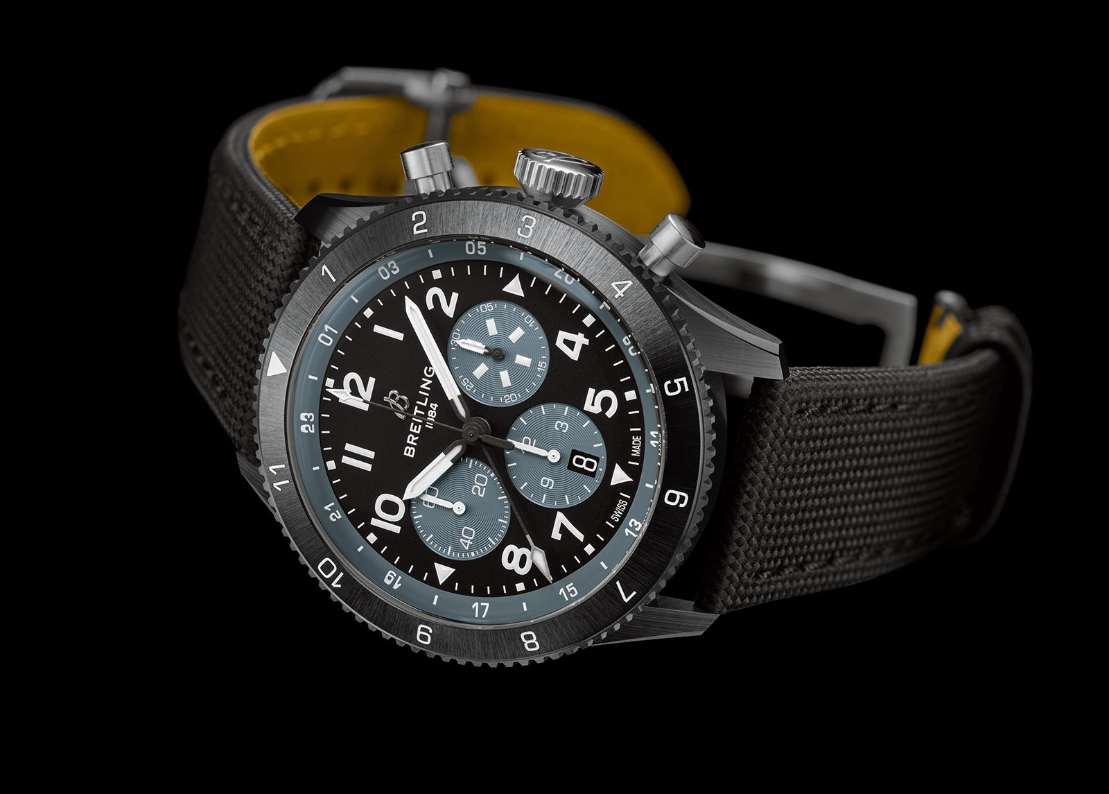 Breitling Super AVI B04 Chronograph GMT 46 Mosquito Night Fighter