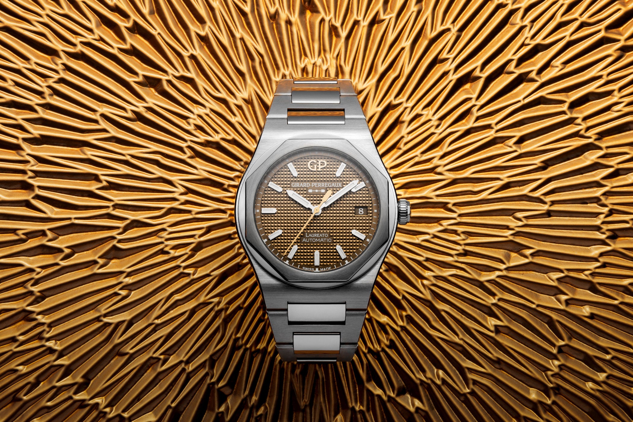 Girard-Perregaux Laureato 38 Copper – Element iN Time NYC