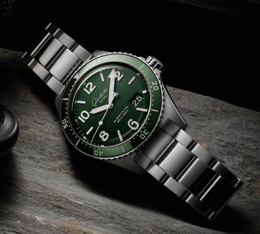 Glashütte Original SeaQ Panorama Date Reed Green – Element iN Time NYC