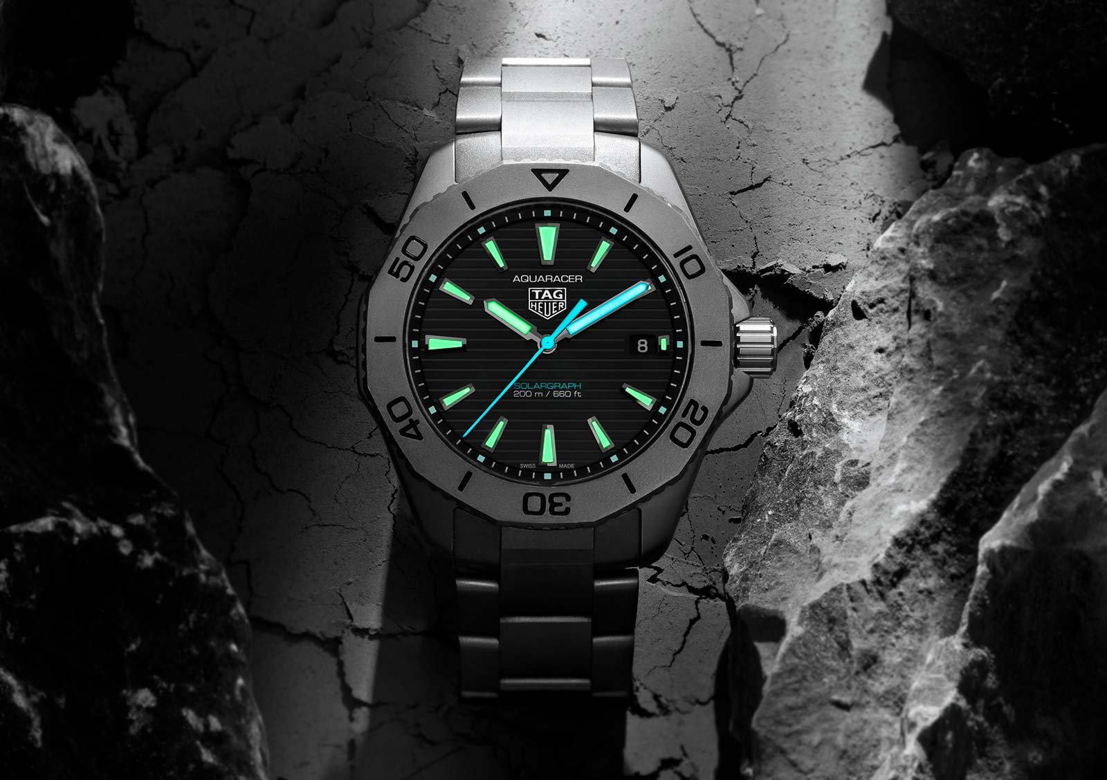 TAG Heuer Aquaracer PROFESSIONAL 200 CHRONOGRAPH - Steel