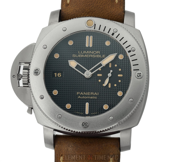 Officine Panerai PAM 569 Luminor 1950 s Submersible Titanium