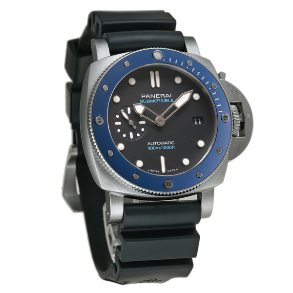 Panerai Luminor Submersible Azzurro 42mm PAM01209 Element iN