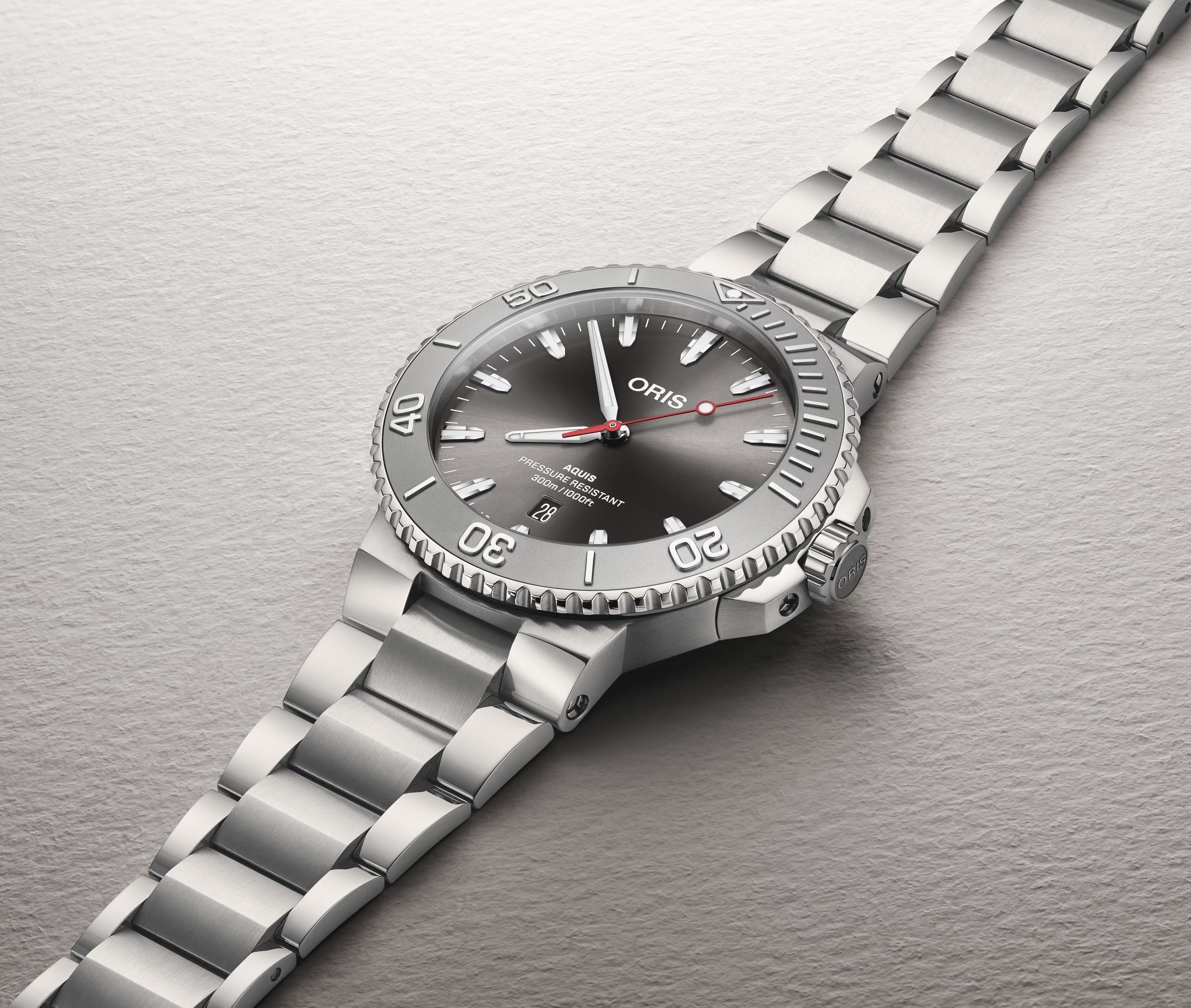 Oris Aquis Date Relief