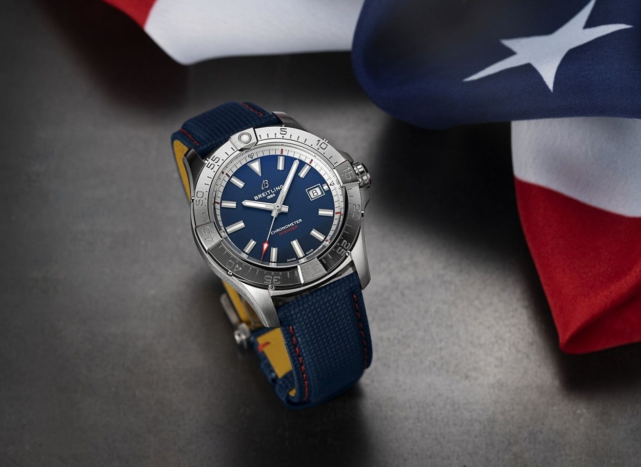 Breitling Avenger Automatic 42 America250