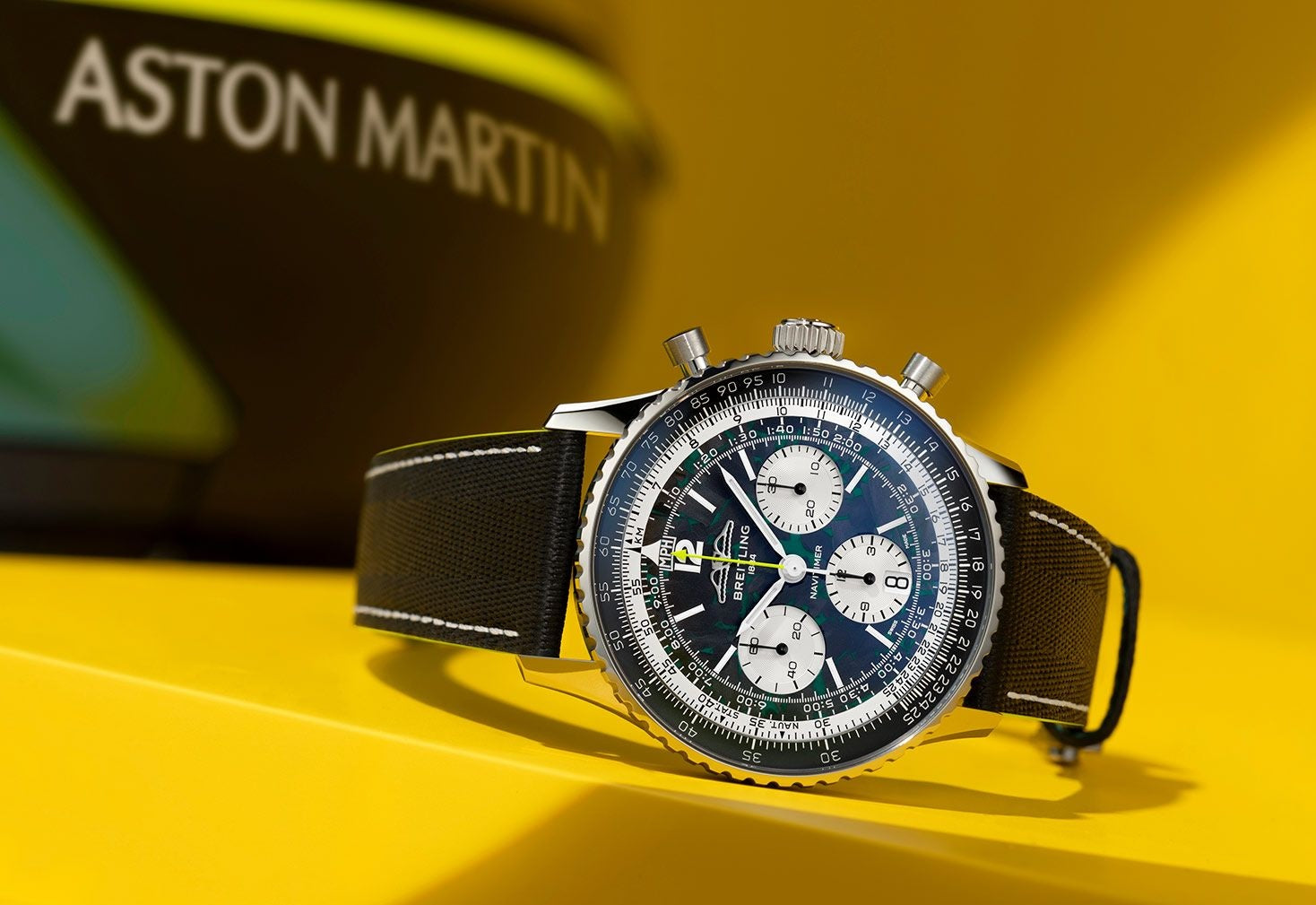 Breitling Navitimer B01 Chronograph 43 Aston Martin Aramco Formula ONE Team