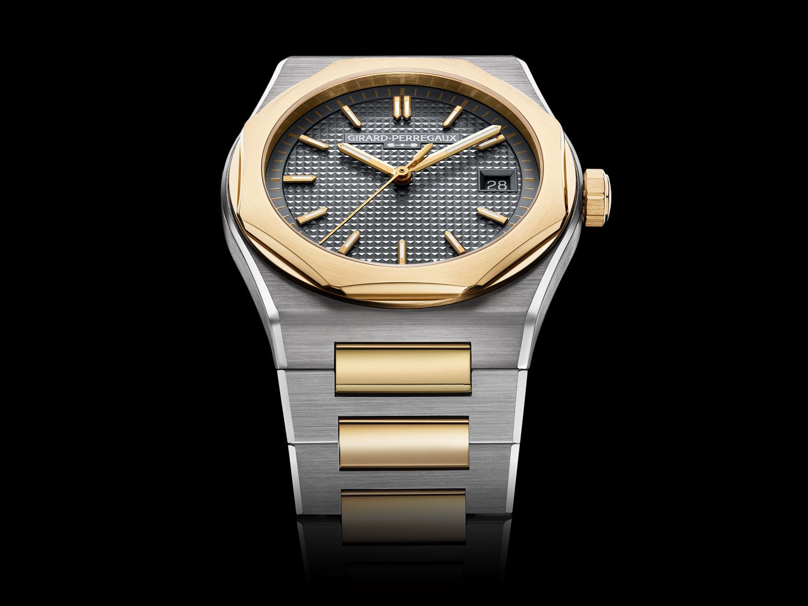 Girard-Perregaux Laureato Fifty