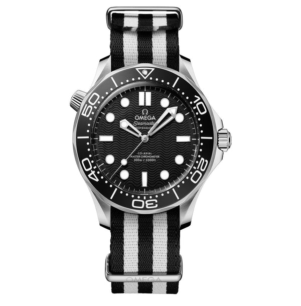 42mm Diver 300M Nato Strap Steel Black Dial