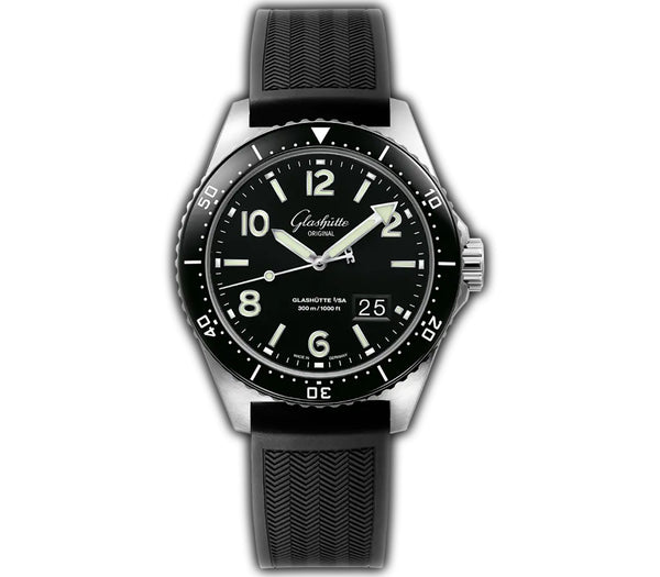 43mm SeaQ Panorama Date Steel Black Dial on Black Rubber Strap