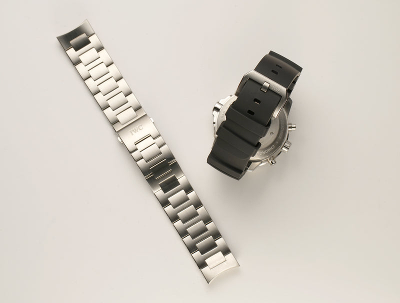 44mm Chronograph Black Dial Steel Bracelet Diver Rubber Strap Included