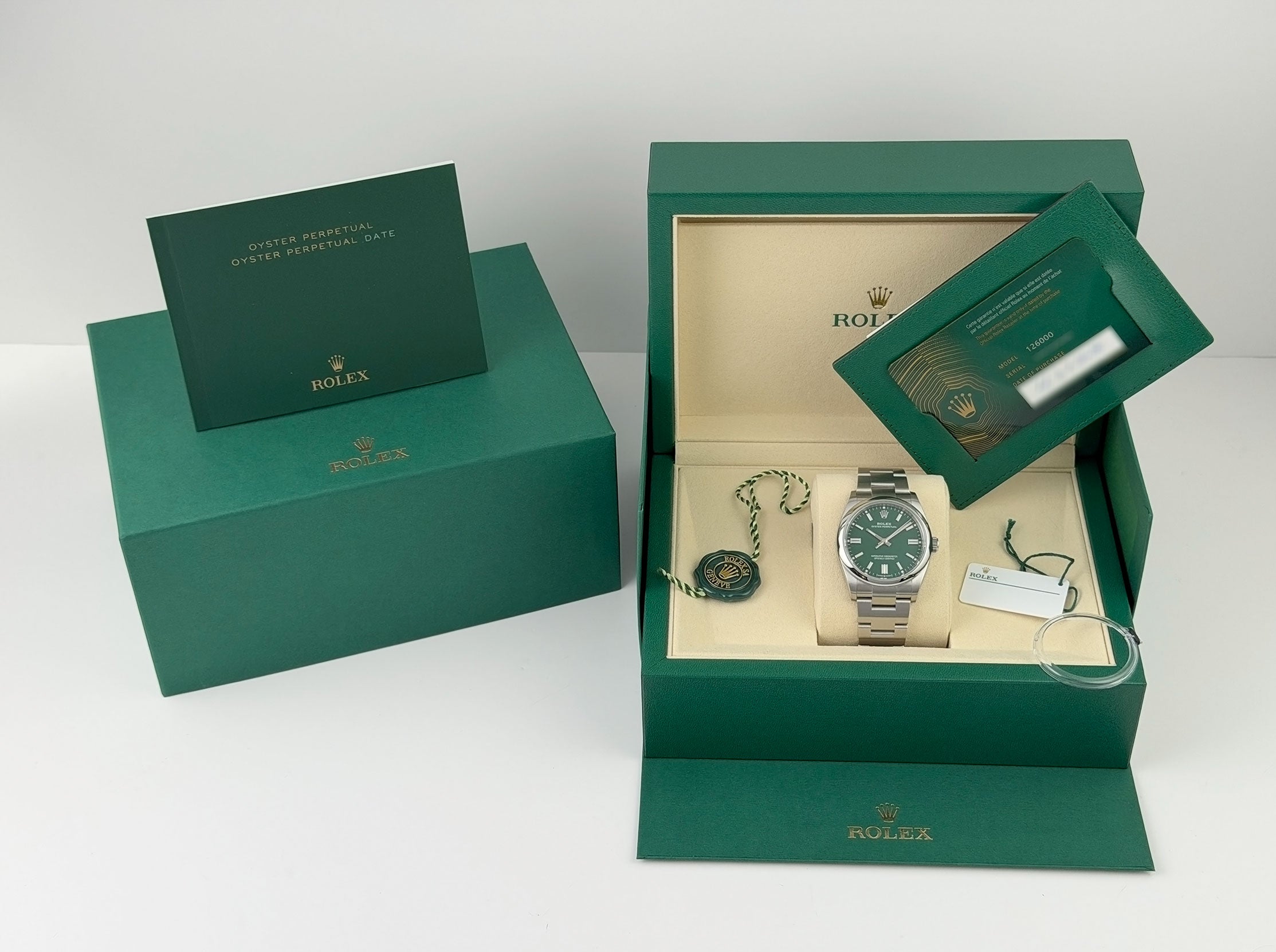 Rolex Oyster Perpetual No-Date 36mm Green Dial 126000 – Element iN