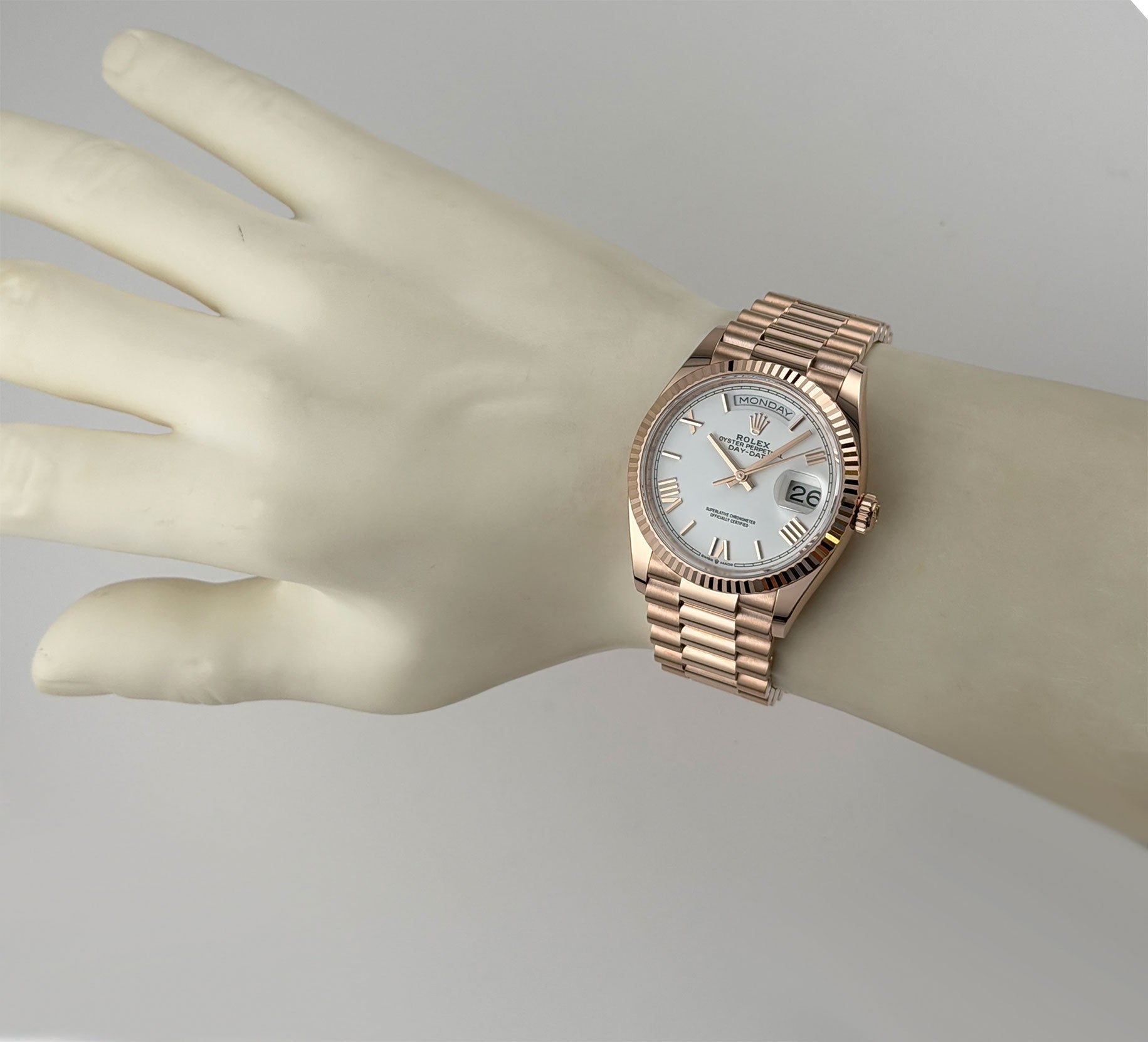 Rolex Day-Date 36mm 18k Everose Gold President White Roman Dial