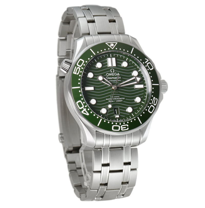 Seaweed 42mm Diver 300m Co-Axial Master Chronometer Steel Green Dial