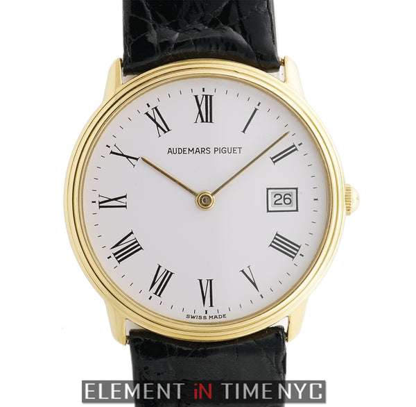 Vintage 18k Yellow Gold 31mm White Dial Quartz Circa 1980s