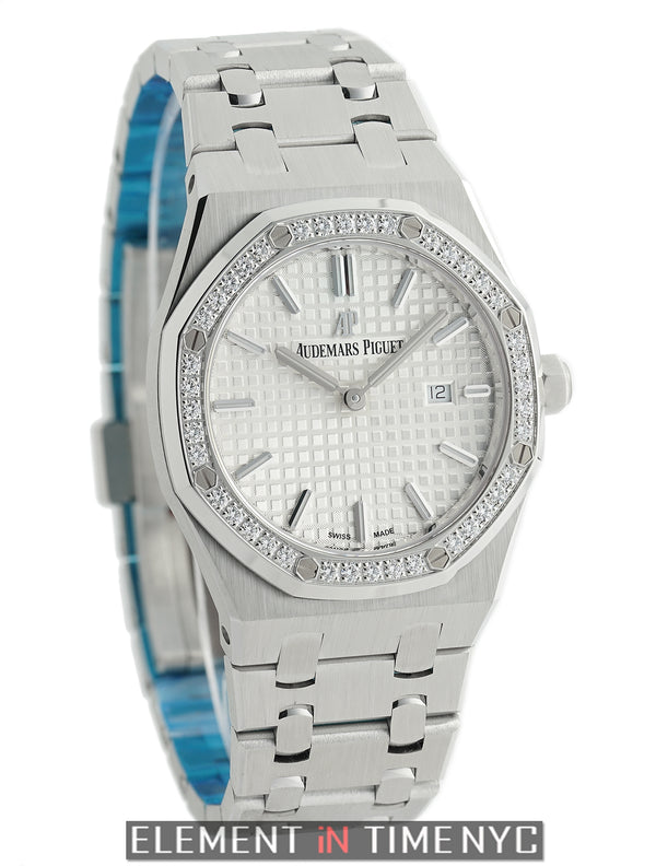 Stainless Steel Diamond Bezel 33mm Silver Index Dial